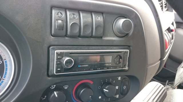 Магнитола BLAUPUNKT в DAF LF45